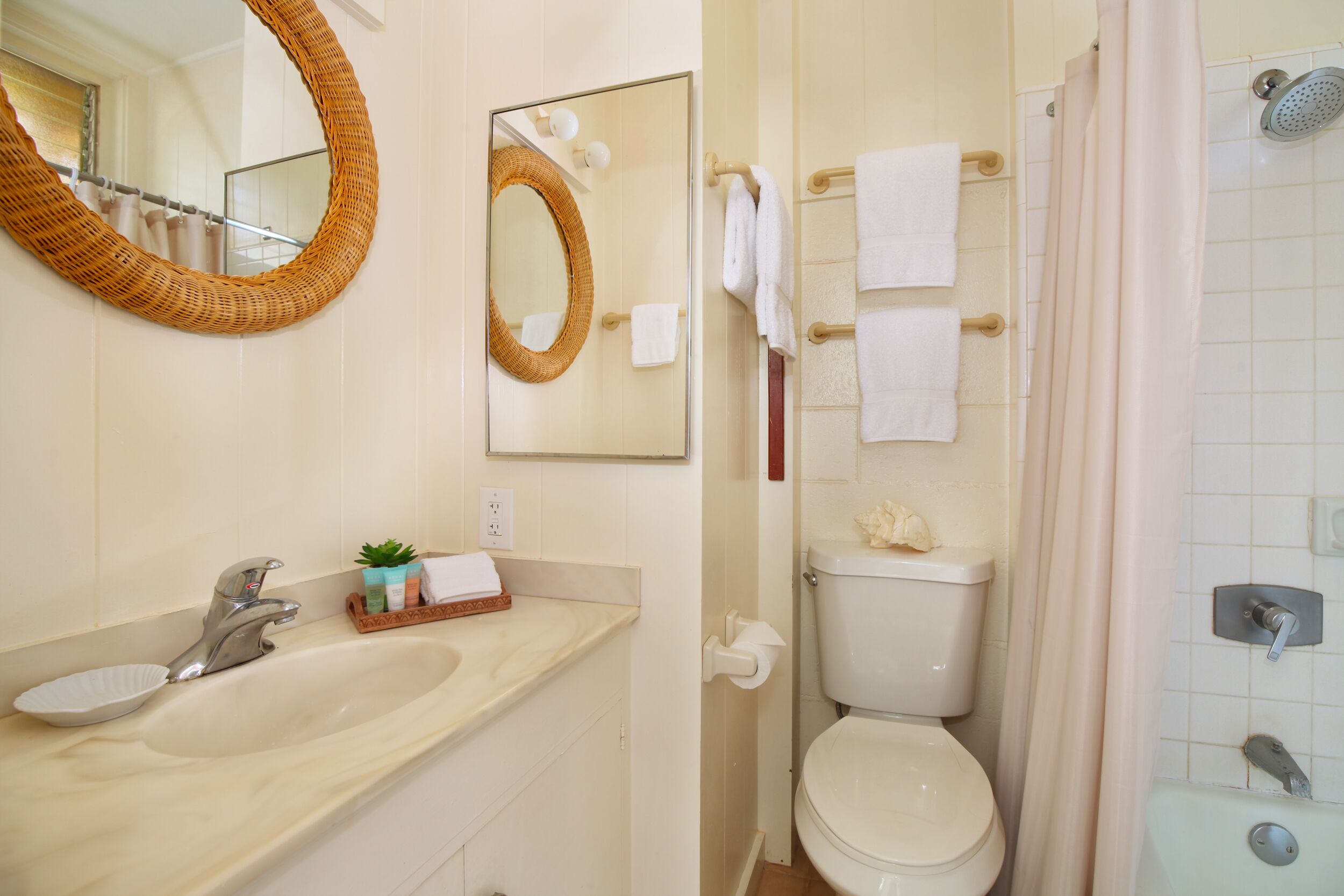 Kauai Exclusive - Pali Nui Suite Overlooking Kalapaki Bay - Photo 23