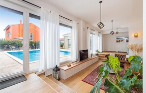 Interior - Gorgeous home in Sukosan with sauna (Sukosan)