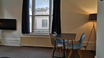 Classic Apartment, Private Bathroom (Coastal Escape Sandgate) | Interior