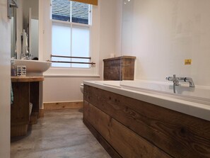 Private kitchen - Coastal Escape Sandgate (Folkestone)