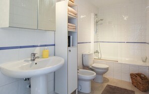 Ensemble baignoire-douche