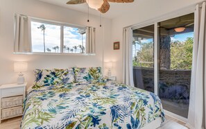 3 bedrooms, iron/ironing board, free WiFi, bed sheets - Kihei Maui Beach house - On the water (Kihei)
