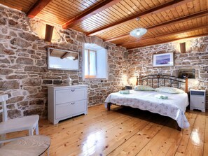 4 Schlafzimmer, Reisekinderbett, kostenloses WLAN