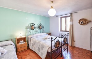 3 dormitoris, un bressol de viatge i wifi gratuïta 