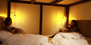 家庭客房, 非吸煙房, 共用浴室 (303) | 高級寢具、羽絨被、獨特裝潢、布置獨特