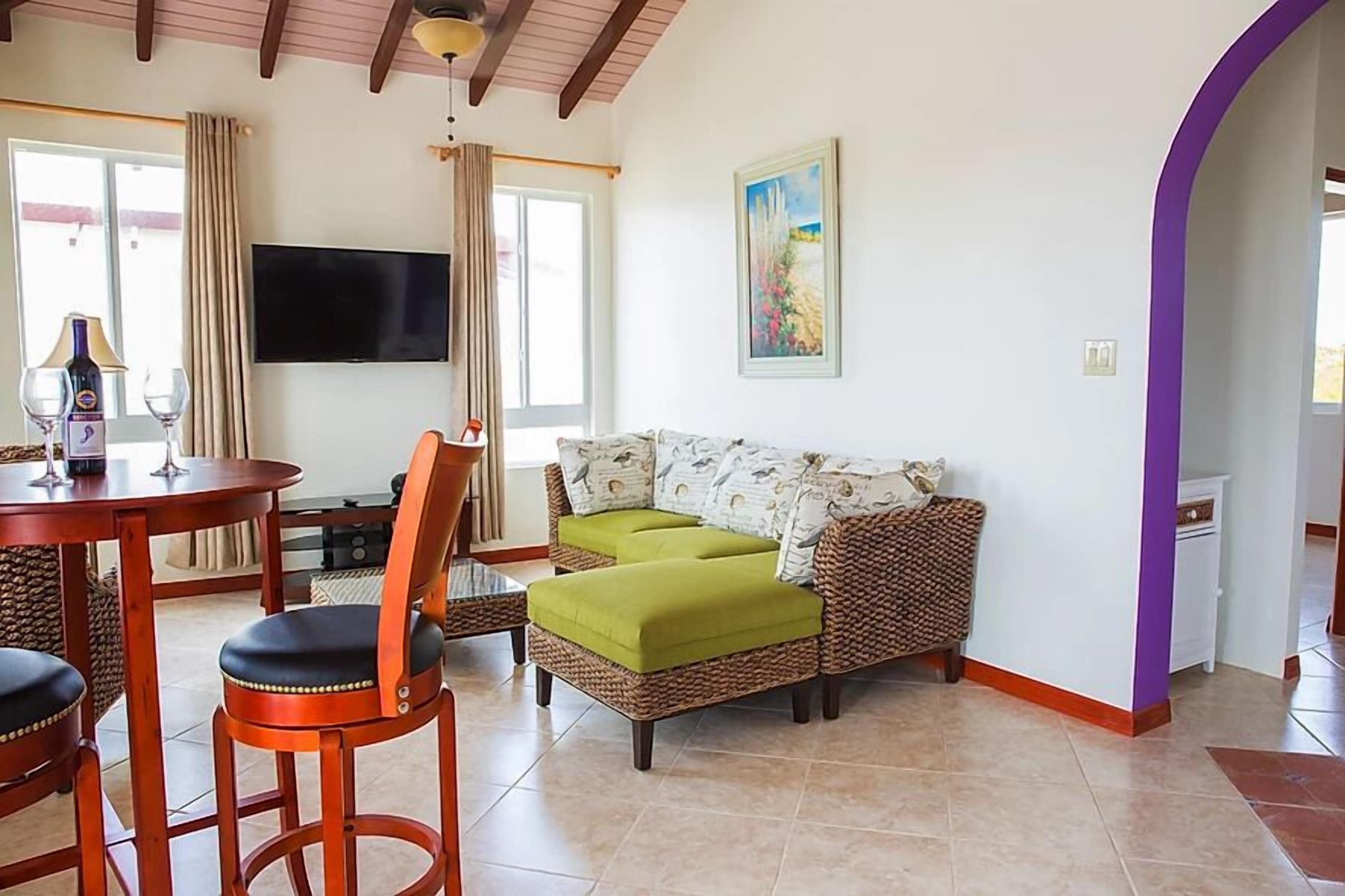 Villa | In-room dining