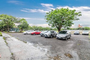 Free self parking - i LIFE (Hualien City)