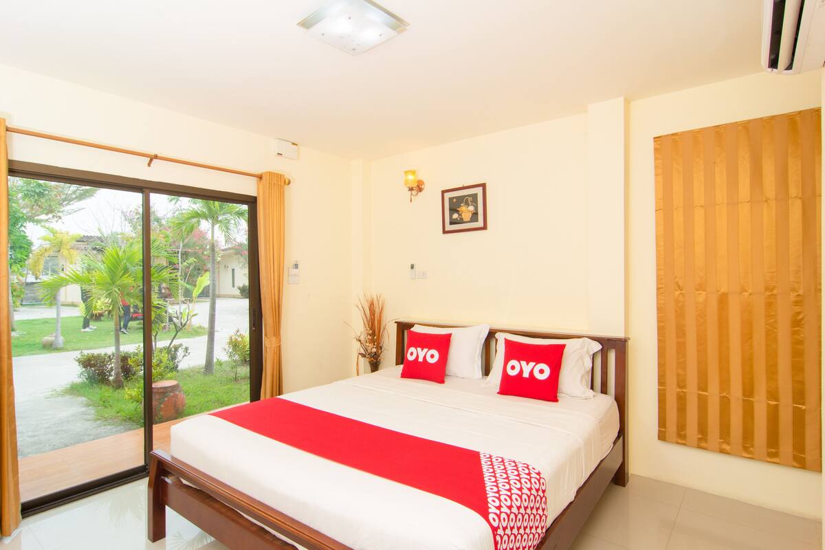 Quarto casal standard | Escrivaninha, quartos à prova de som, Wi-Fi de cortesia, roupa de cama