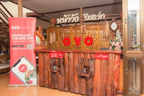 Reception - OYO Nawang Resort (Cha-am)