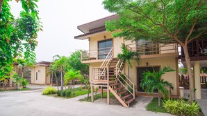 Ngoại thất