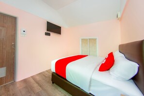 Habitación doble estándar | Wifi gratis y ropa de cama 