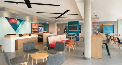 avid hotel Midland by IHG