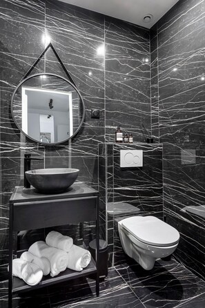 Bathroom - Best Stay Jeuneurs (Paris)