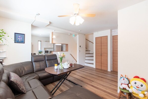 Private Vacation Home | Living area | Flat-screen TV, DVD player - Mori House In Nishinippori (Tokyo)