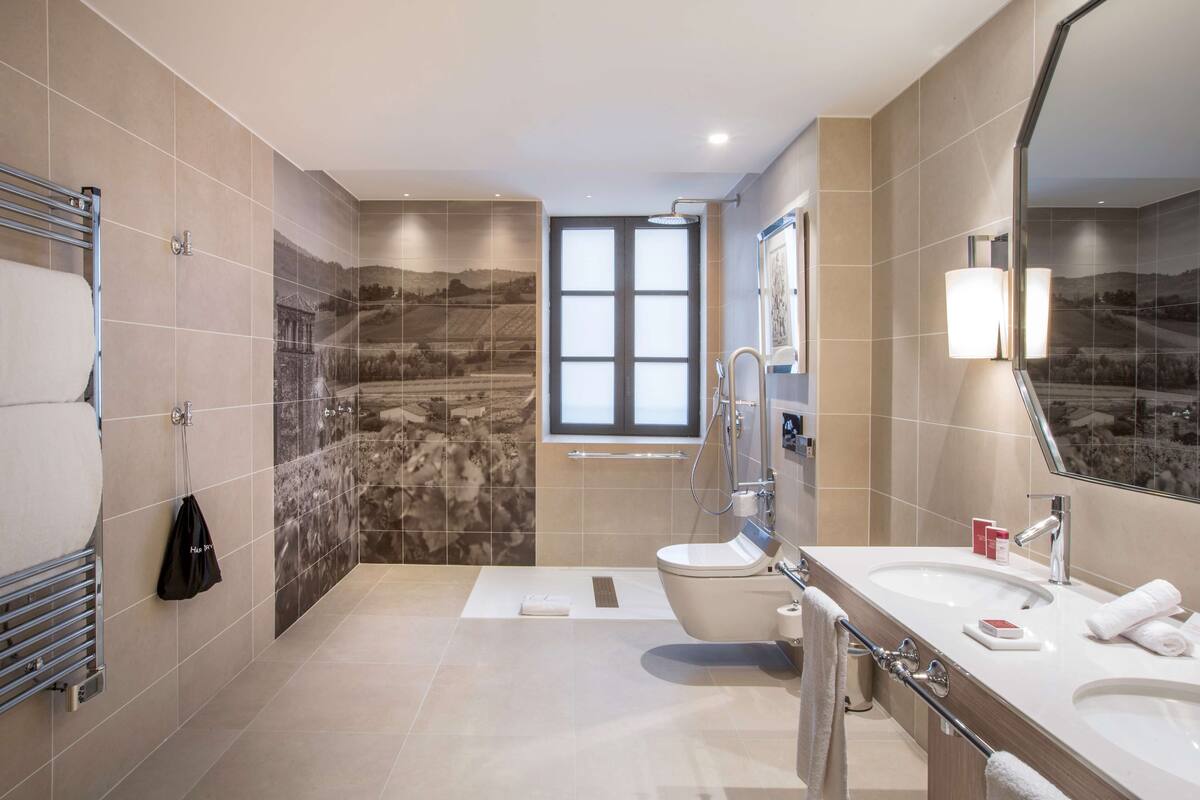 family room, 1 king bed, non smoking (twin bed on request;with sofabed) | bathroom | shower, hair dryer, bathrobes, slippers