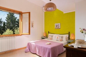 2 bedrooms, travel cot, free WiFi - Cosy apartment with WIFI, A/C, pool, TV, terrace and panoramic view, close to San Gimignano (Sughera)