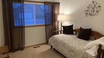 3 dormitorios, tabla de planchar con plancha, wifi y ropa de cama