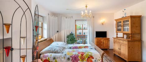 1 chambre, fer et planche à repasser, Wi-Fi gratuit, draps fournis