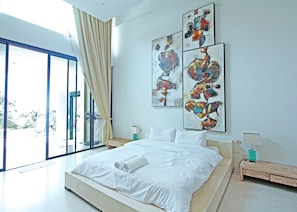 Villa | 5 habitaciones, espacio para trabajar con laptop y wifi gratis 