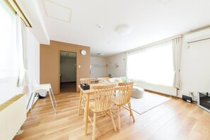 Apartment, 2 Bedrooms 301 | In-room dining - Stay in Otaru (Otaru)