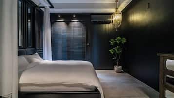 Sängtillbehör av högsta kvalitet, duntäcken och mörkläggningsgardiner