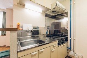 Fridge, microwave, stovetop, electric kettle - Stay in Passion (Asahikawa)