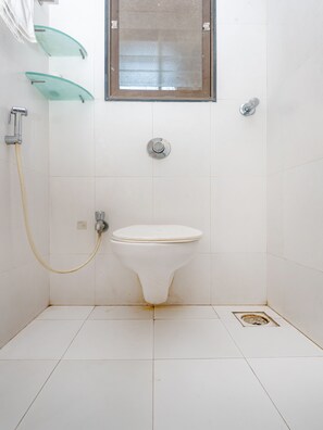 Shower, towels