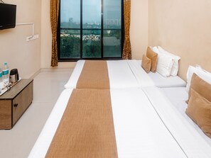 Desk, iron/ironing board, free WiFi, bed sheets
