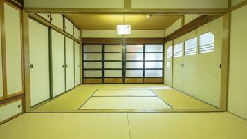 Hus, 2 soverom | 2 soverom og skrivebord