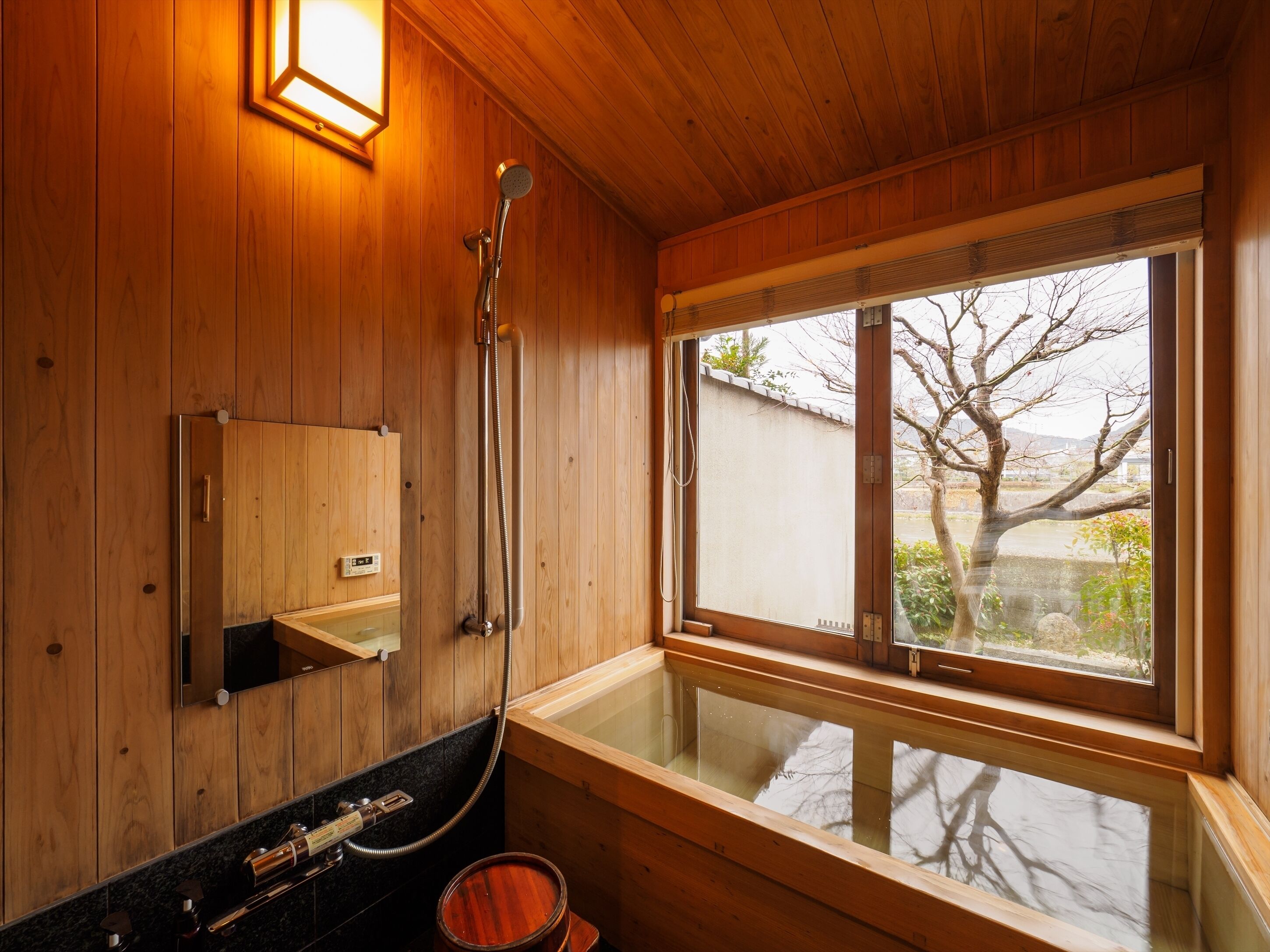 私人 SPA 浴缸