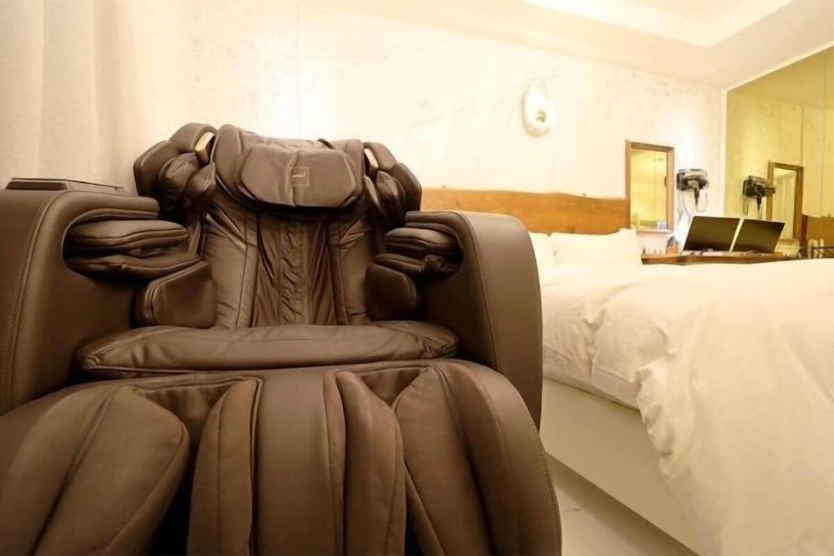 Zimmersafe, individuell dekoriert, individuell eingerichtet