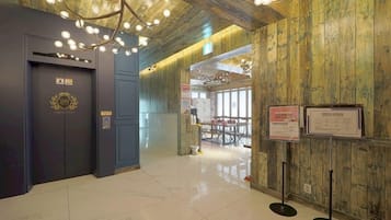 Elevator