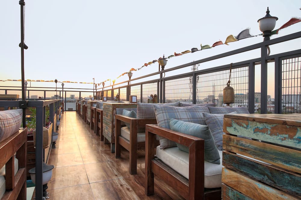 Hotel Royal Empire