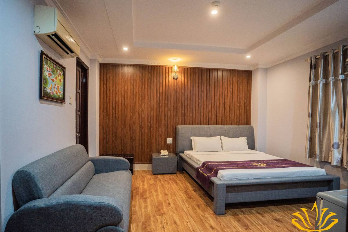 Standard Room | Minibar, desk, soundproofing, free WiFi