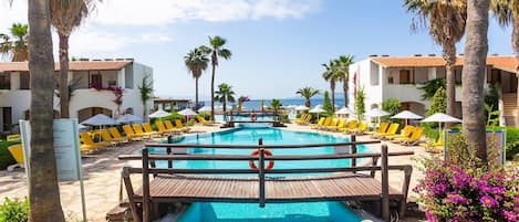 Piscina stagionale all'aperto