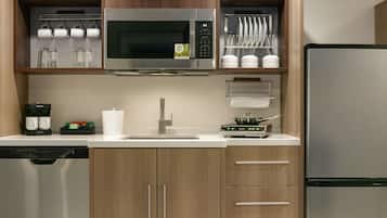 Microwave, coffee/tea maker