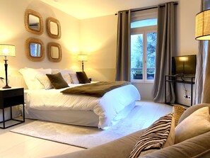 Suite junior (Gisèle) | Ropa de cama de alta calidad y camas Select Comfort 