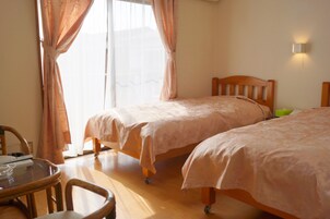 Quarto duplo | Cofres nos quartos, Wi-Fi de cortesia