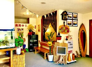 Lobby lounge - Resort Pension Turtle House (Shimoda)