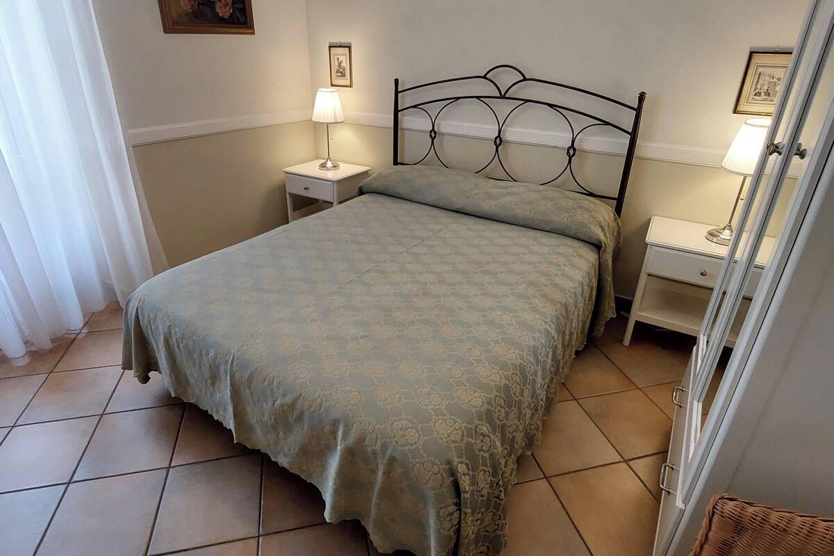 Single Room, Private Bathroom (Papiro) | Wi-fi percuma, cadar katil 
