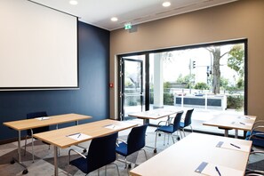 Meeting facility - Holiday Inn Express Darmstadt by IHG (Darmstadt)
