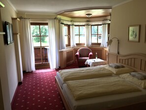 2 Schlafzimmer, Zimmersafe, Reisekinderbett, WLAN