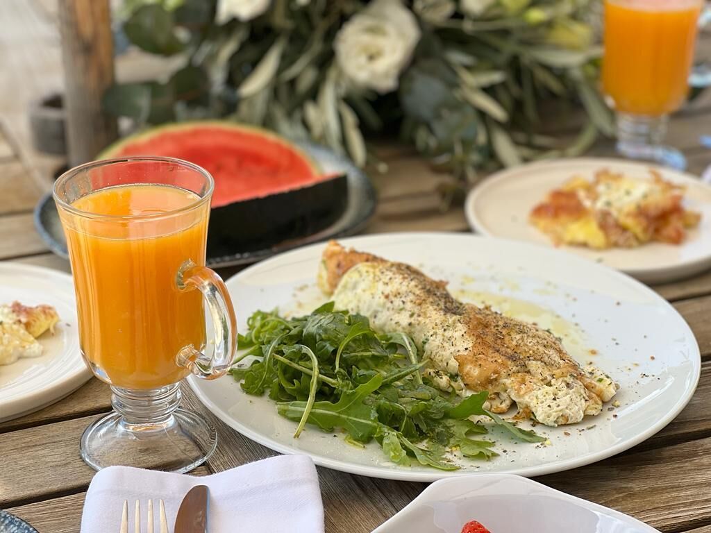 Breakfast meal