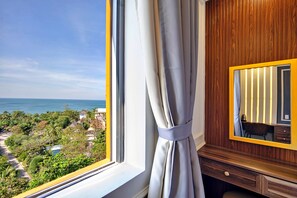 Kahden hengen deluxe-huone, kaupunkinäköala | Egyptinpuuvillaiset lakanat, ylelliset vuodevaatteet