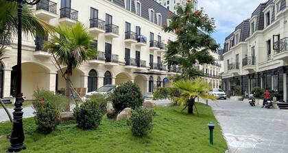 Hue Crown Boutique Hotel