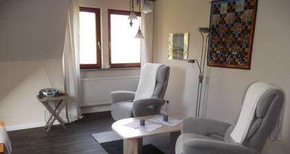 Haus Stal Huk, Möhlenstieg 4, OG re.