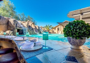 A heated pool - Mountain view retreat |Pool| |Hot tub| |Misters| (Paradise Valley)