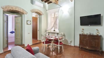 Classic Apartment, 1 Bedroom | Living area
