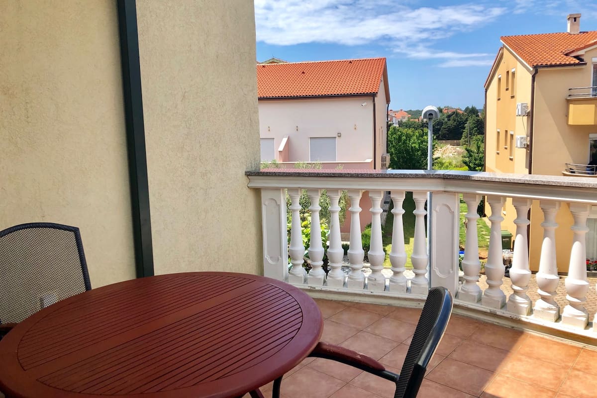 Studio Apartment | Balcon