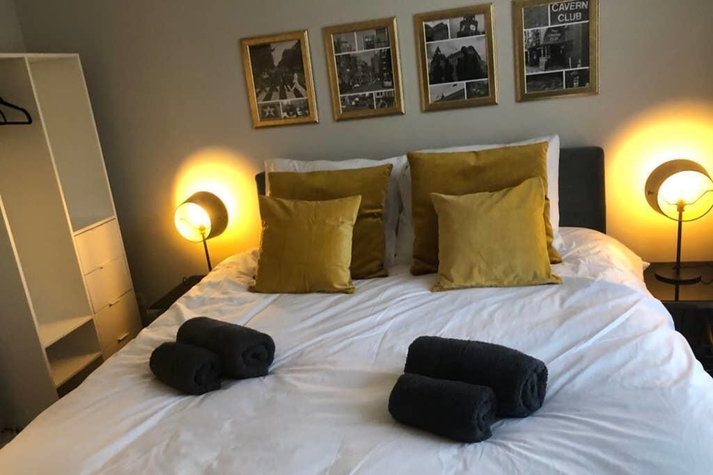 Liverpool-Apartment | Schreibtisch, Bügeleisen/Bügelbrett, kostenloses WLAN, Bettwäsche